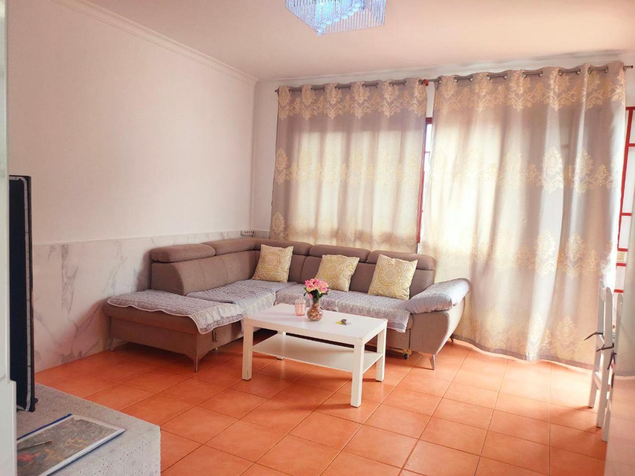Big Villa Puerto Rico Streetfront With Private Saltwater Jacuzzi Pool, Bbq, Kitchen & 3 Terraces Near Shopping Center Puerto Rico (Gran Canaria) Luaran gambar