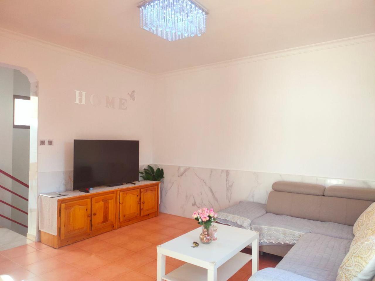 Big Villa Puerto Rico Streetfront With Private Saltwater Jacuzzi Pool, Bbq, Kitchen & 3 Terraces Near Shopping Center Puerto Rico (Gran Canaria) Luaran gambar