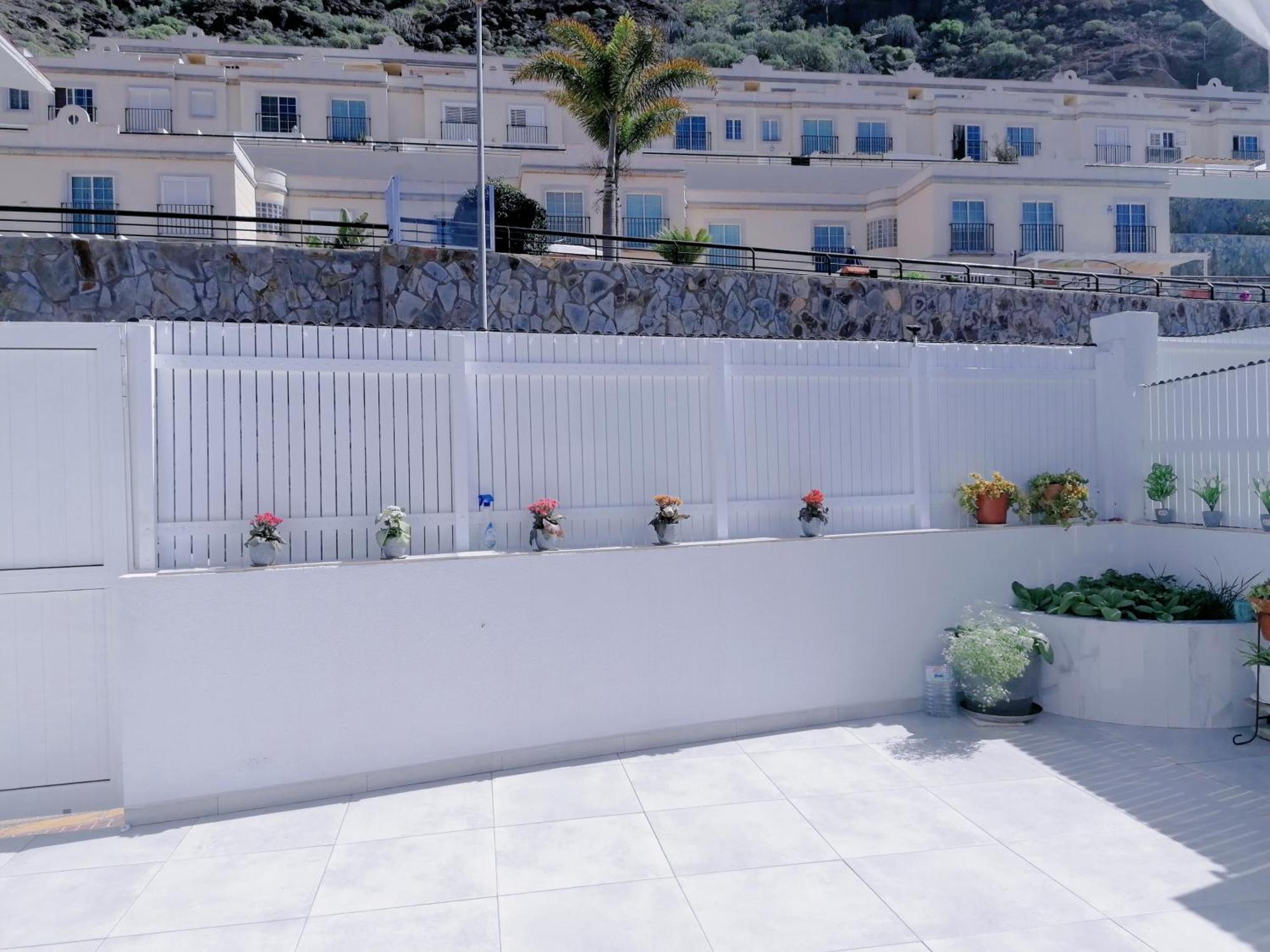 Big Villa Puerto Rico Streetfront With Private Saltwater Jacuzzi Pool, Bbq, Kitchen & 3 Terraces Near Shopping Center Puerto Rico (Gran Canaria) Luaran gambar