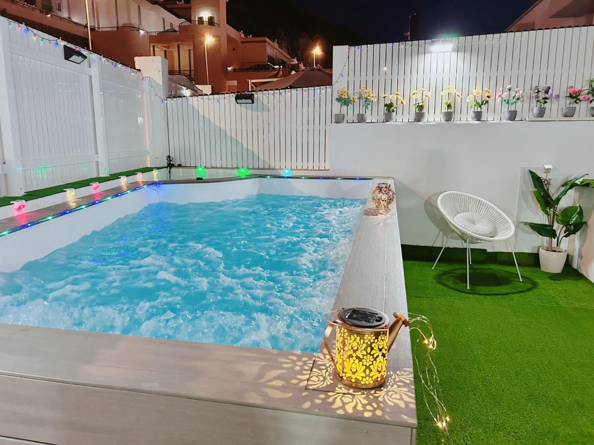 Big Villa Puerto Rico Streetfront With Private Saltwater Jacuzzi Pool, Bbq, Kitchen & 3 Terraces Near Shopping Center Puerto Rico (Gran Canaria) Luaran gambar