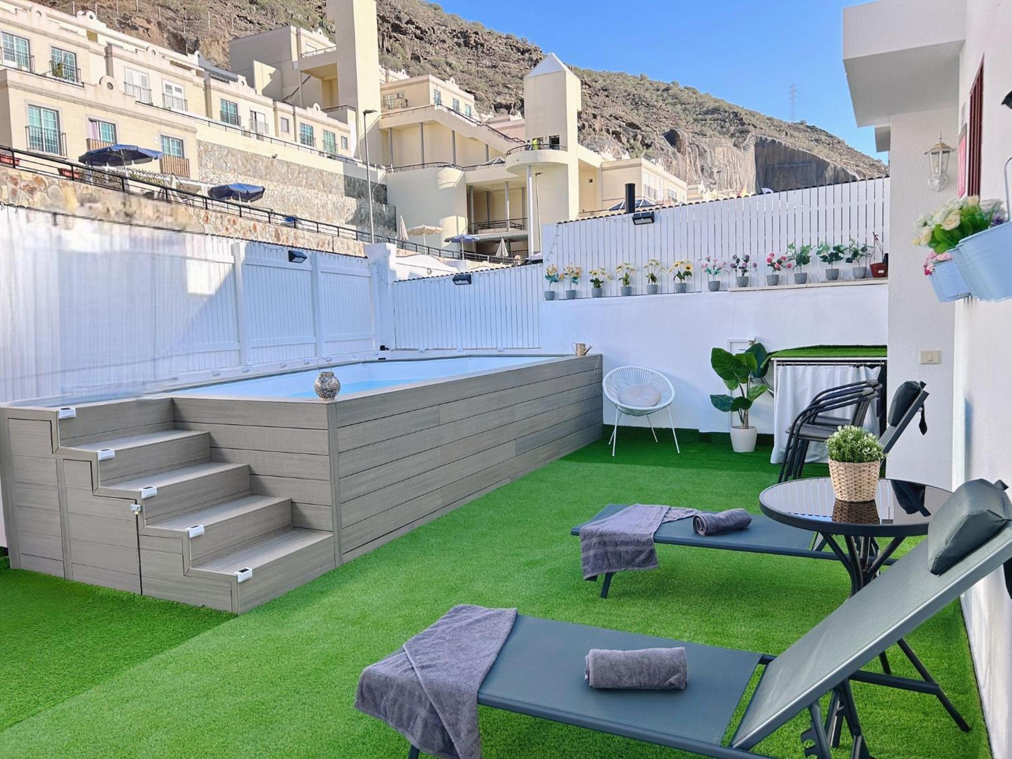 Big Villa Puerto Rico Streetfront With Private Saltwater Jacuzzi Pool, Bbq, Kitchen & 3 Terraces Near Shopping Center Puerto Rico (Gran Canaria) Luaran gambar