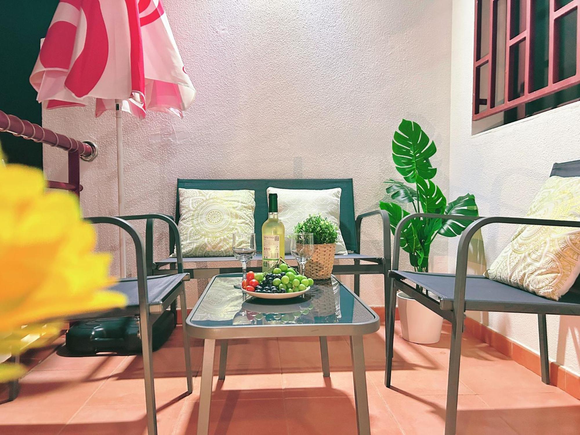 Big Villa Puerto Rico Streetfront With Private Saltwater Jacuzzi Pool, Bbq, Kitchen & 3 Terraces Near Shopping Center Puerto Rico (Gran Canaria) Luaran gambar